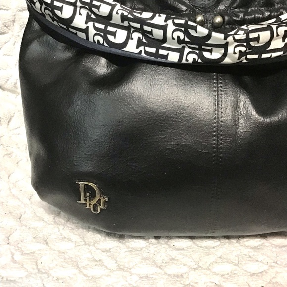 Christian Dior Leather Crossbody Bag/ Gold Chain - Picture 13 of 16